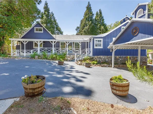 22606 Seeley Dr, Crestline, CA 92325