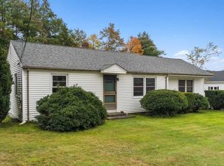 38 Valley Rd, Barre, MA 01005