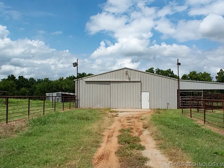 1537 Sooner Rock Rd — Photo 5