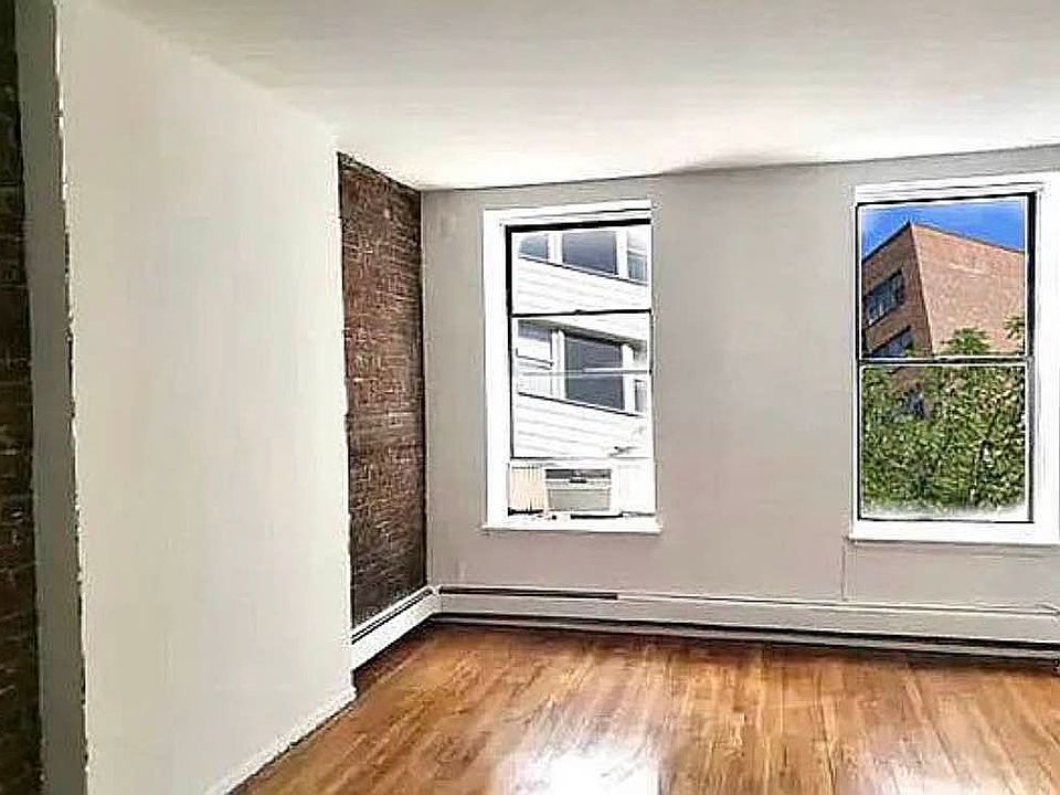1st image of 1306 2nd Ave APT 3FS
