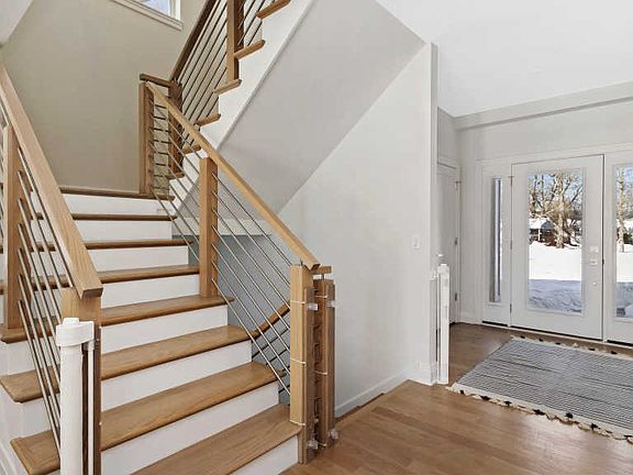 2nd image of 1711 N Verde Ave