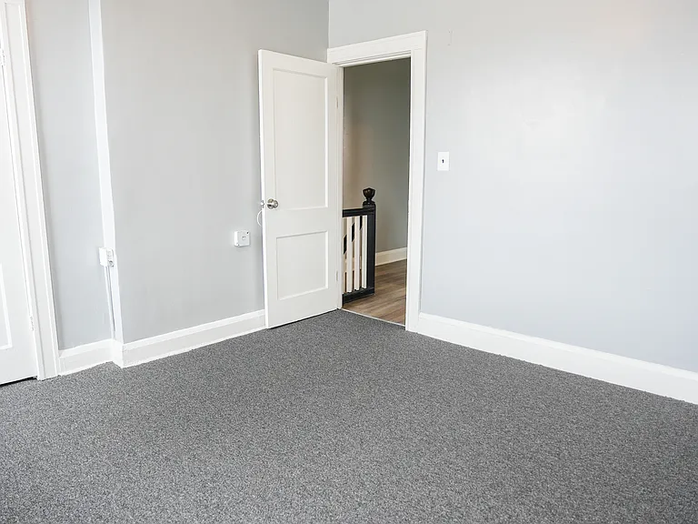 2881 Pelham Ave #A — Photo 11