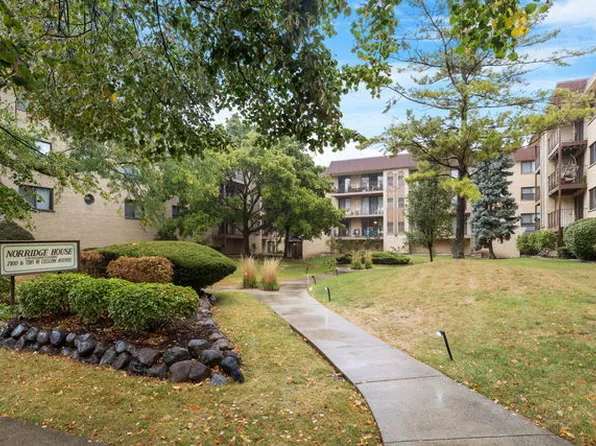 7100 W Cullom Ave Unit 312, Norridge, IL 60706