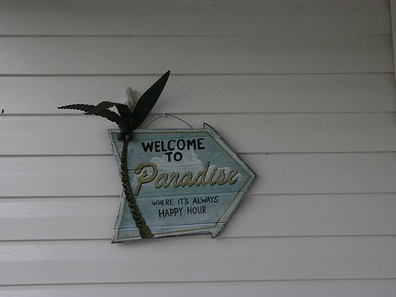 Welcome to 117 Roanoke Avenue