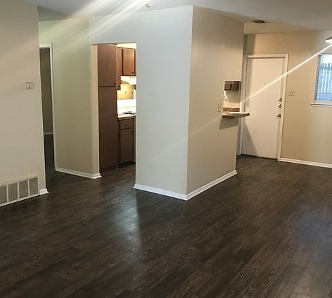 5th image of 514 Southtrail Dr
