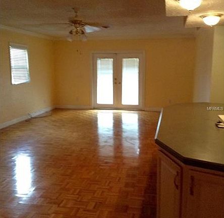 4th image of 515 Midland Ave