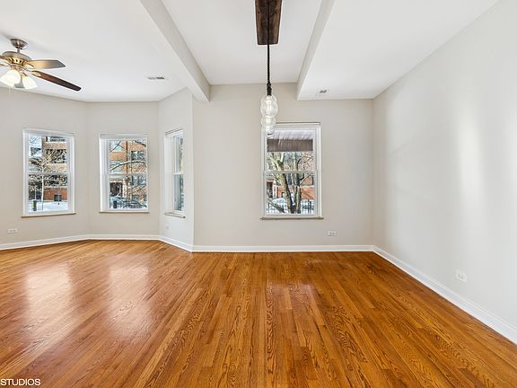 3rd image of 4653 N Winchester Ave APT 1S