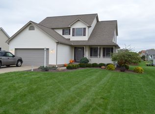 10371 Midway Dr, New Middletown, OH 44442