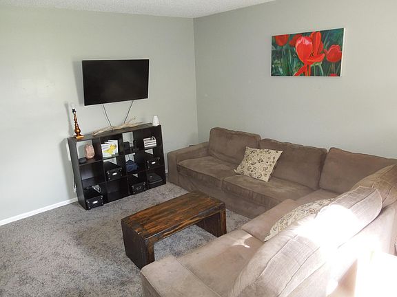 3rd image of 1392 Cascara Dr