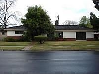 1st image of 215 E Francis St