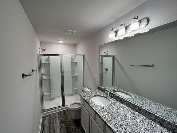 5th image of 220 Norse Creek Dr