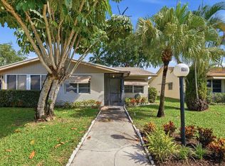 6069 LA PALMA Lane, Delray Beach, FL 33484