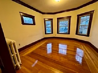 4 bed, 1900 sqft, $3,500 — Photo 2