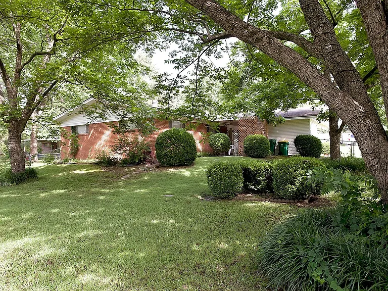 19 Paul Dr — Photo 12