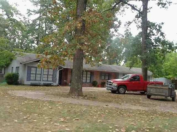 4th image of 1073 Westwood Rd