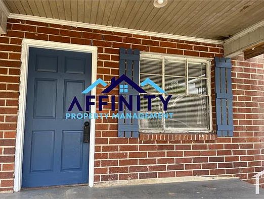 2nd image of 586 Robert Henry St #586