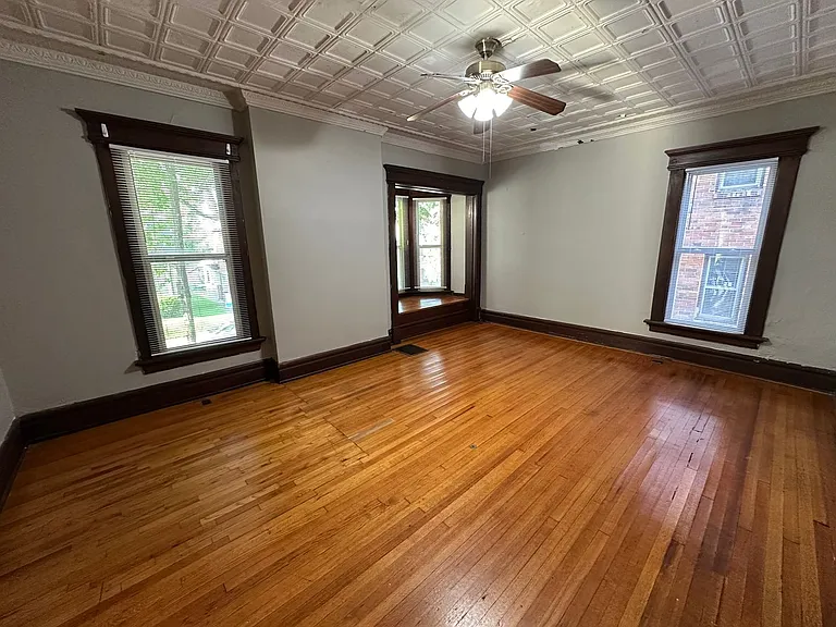 Williams St 2369 MLR — Photo 12