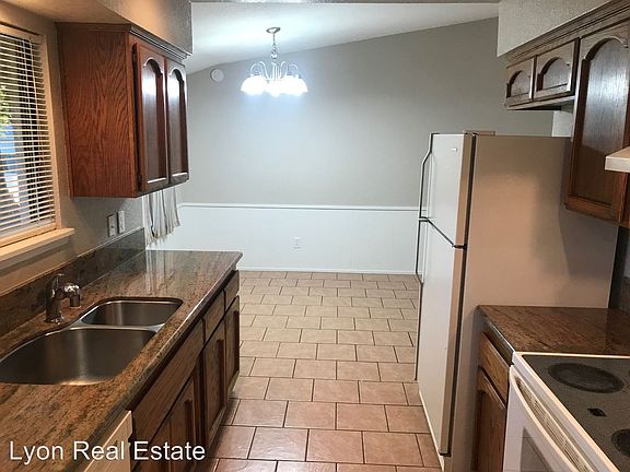 2nd image of 6701 Admiral Ave
