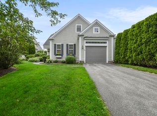 40 Turnberry Rd #40, Buzzards Bay, MA 02532