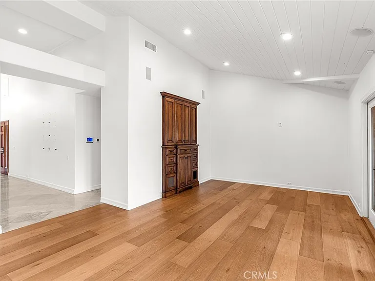 412 Evening Star Ln — Photo 17