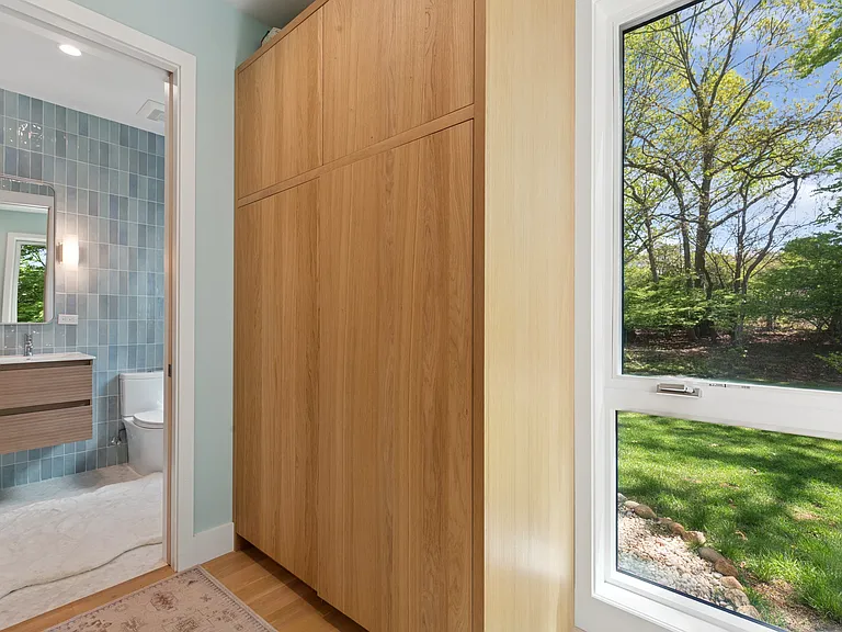 6710 Soundview Ave — Photo 22