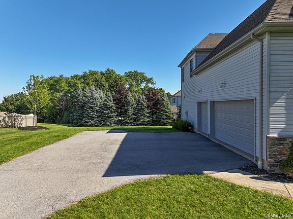 5th image of 9 Prestwick Drive