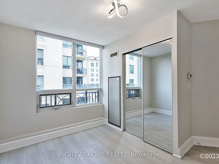 650 Sheppard Ave E #Penthouse 15 — Photo 18