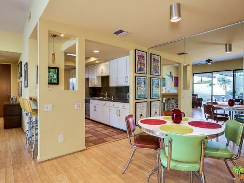 1st image of 472 N Hermosa Dr