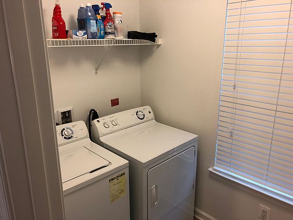 4th image of 42 Egret Ct