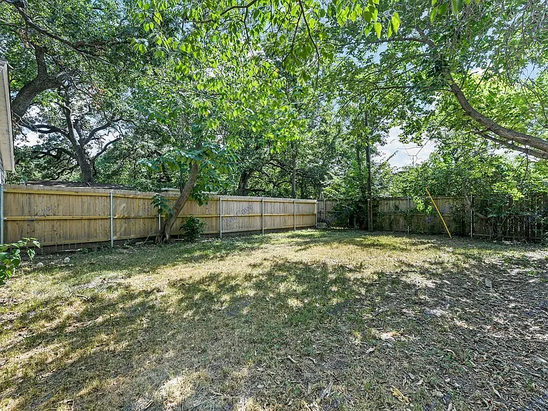 417 High School Ln — Photo 16