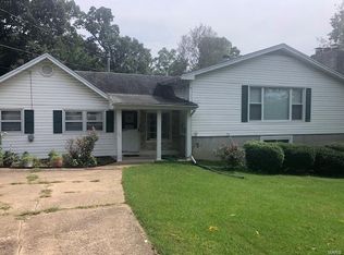 4303 Walnut Tree St, Saint Peters, MO 63376