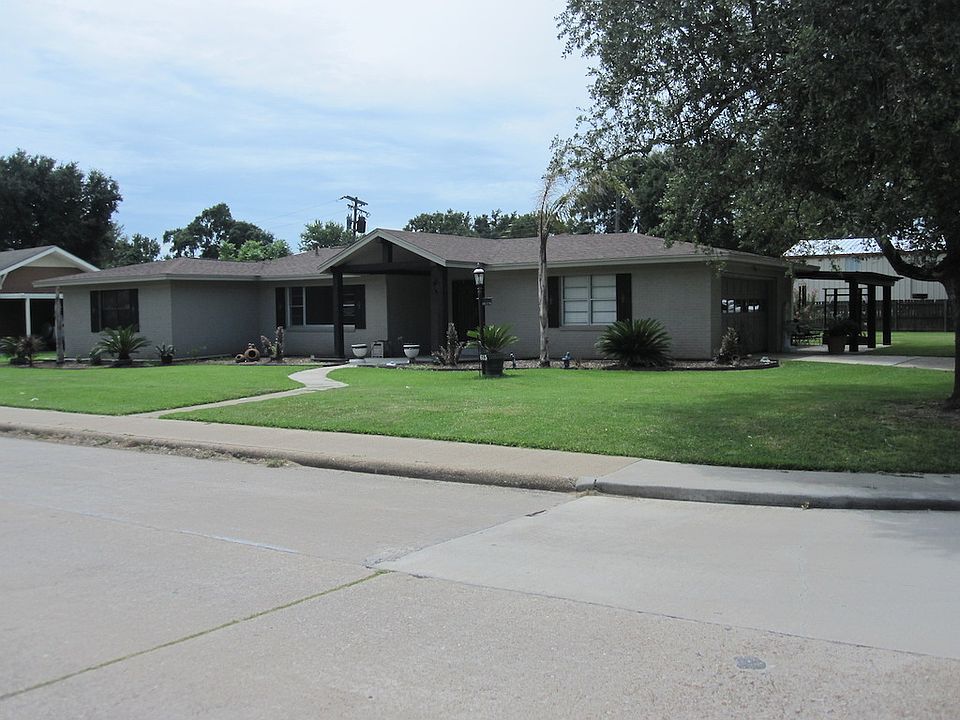 1st image of 615 N 27th St