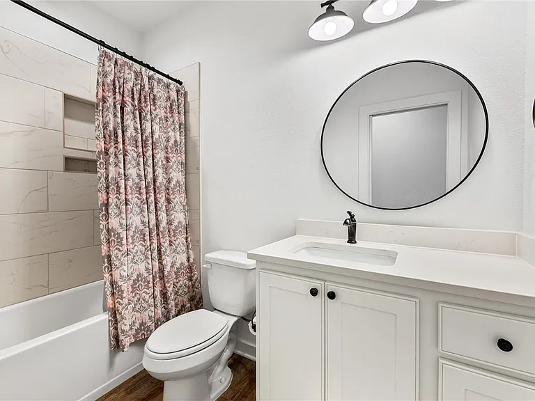 1619 Buena Vista Dr — Photo 20