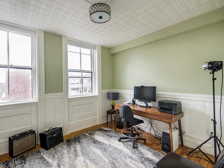 741 Westminster St #301 — Photo 15