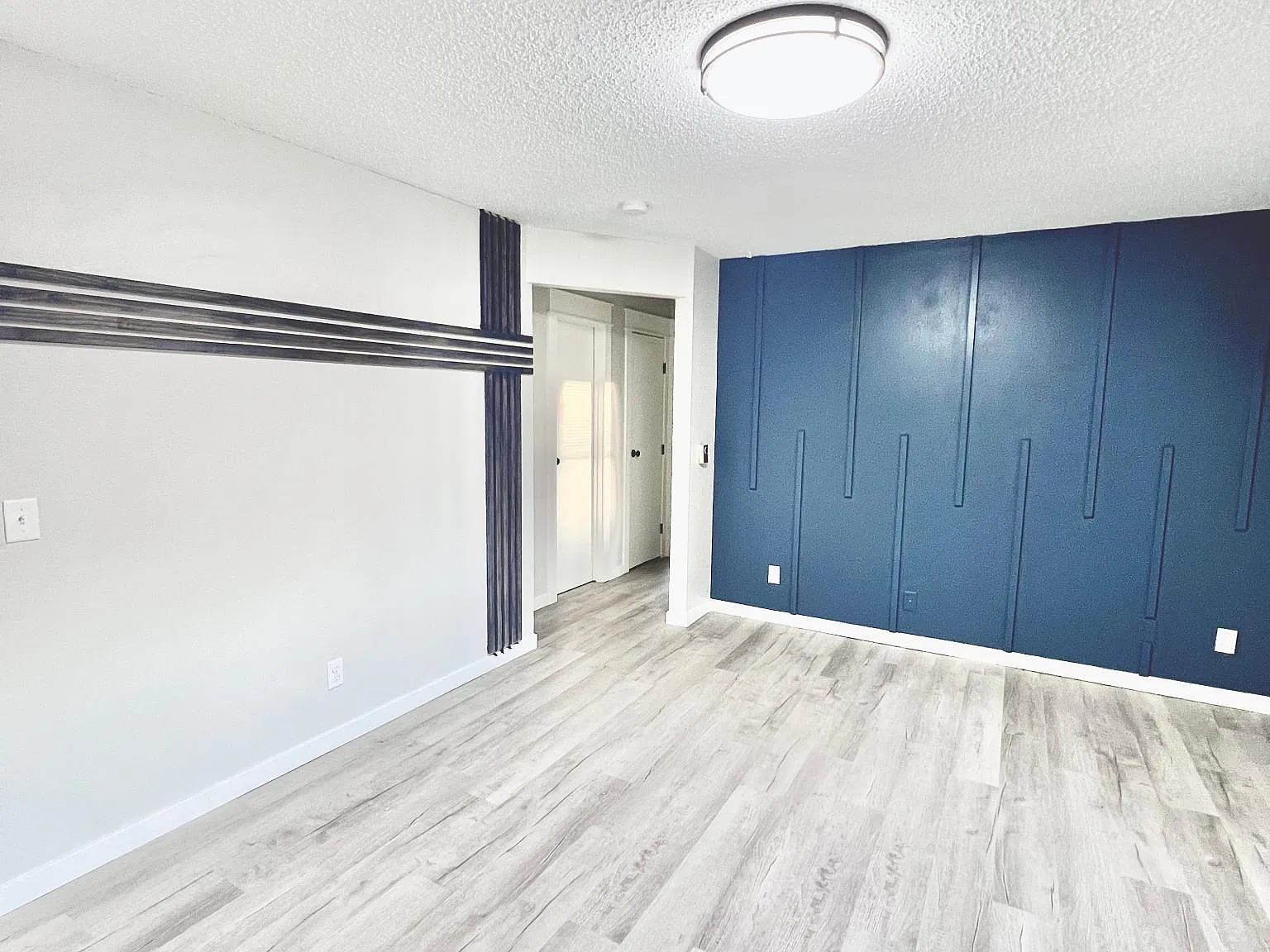 2 bed, 750 sqft, $960 — Photo 2