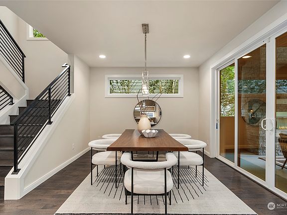 3rd image of 420 7th Avenue