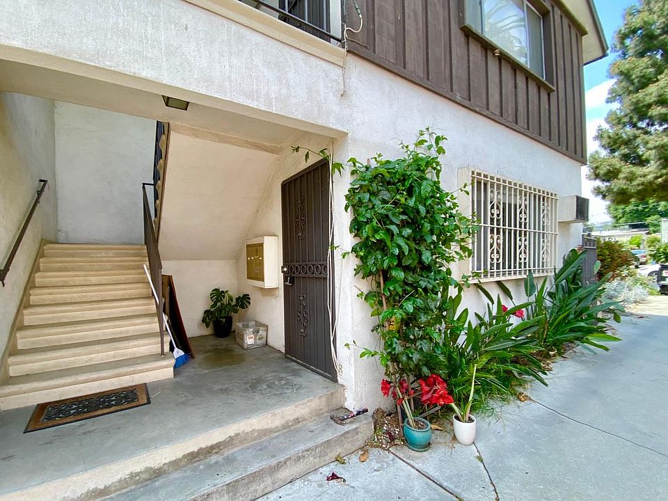 1st image of 4123 Edenhurst Ave APT 2