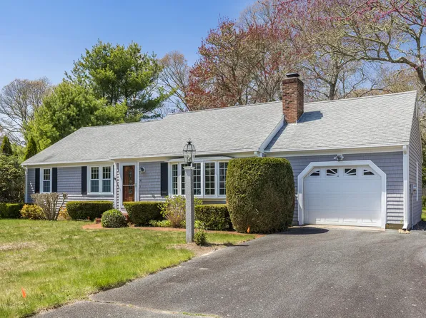 91 Victoria Street, Centerville, MA 02632