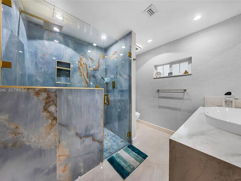 5862 W 2nd Ct — Photo 16