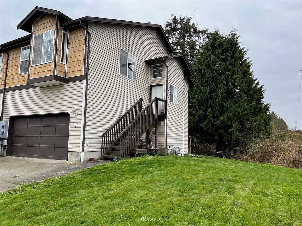1st image of 8822 1st St SE