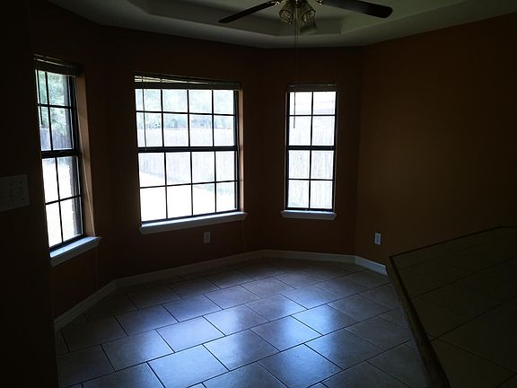 4th image of 1518 Lookout
