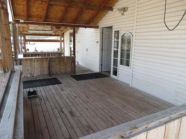 13488 N Yellowstone Hwy — Photo 4