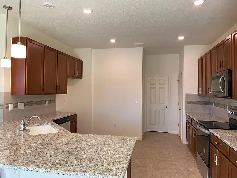8132 Artisan Cir — Photo 19