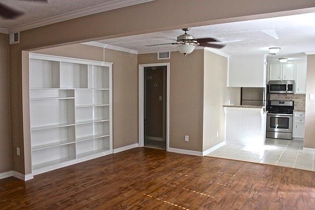 1st image of 2108 Park Ave APT 1