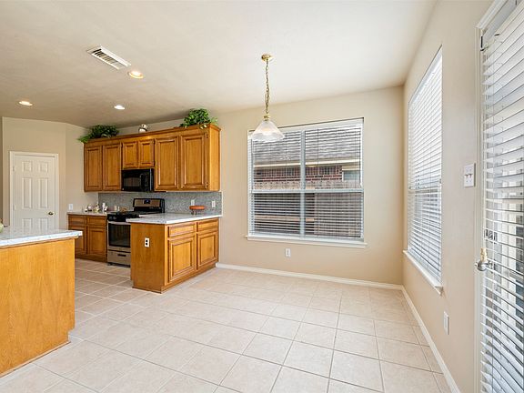 4th image of 7218 Broadelm Dr #7218
