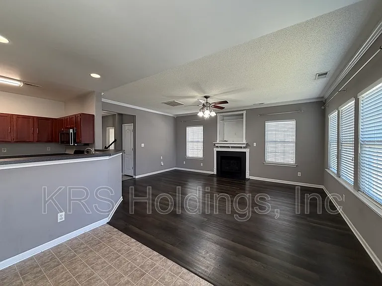 3503 Sedgefield St — Photo 2