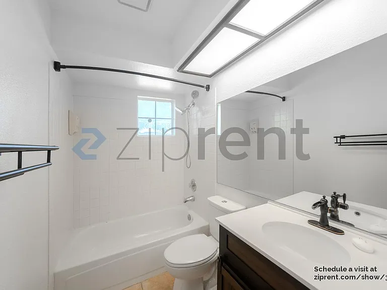5327 Meredith Ave — Photo 6