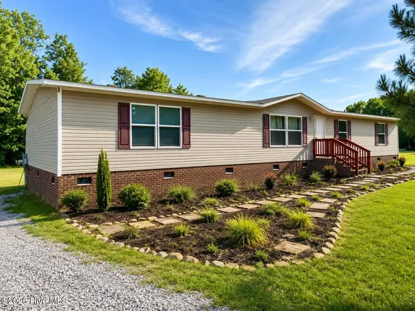 6332 Pine Meadows Road, Elm City, NC 27822