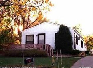 89 N Astor St S, Pontiac, MI 48342