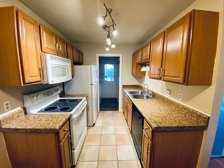 Kitchen_12152021
